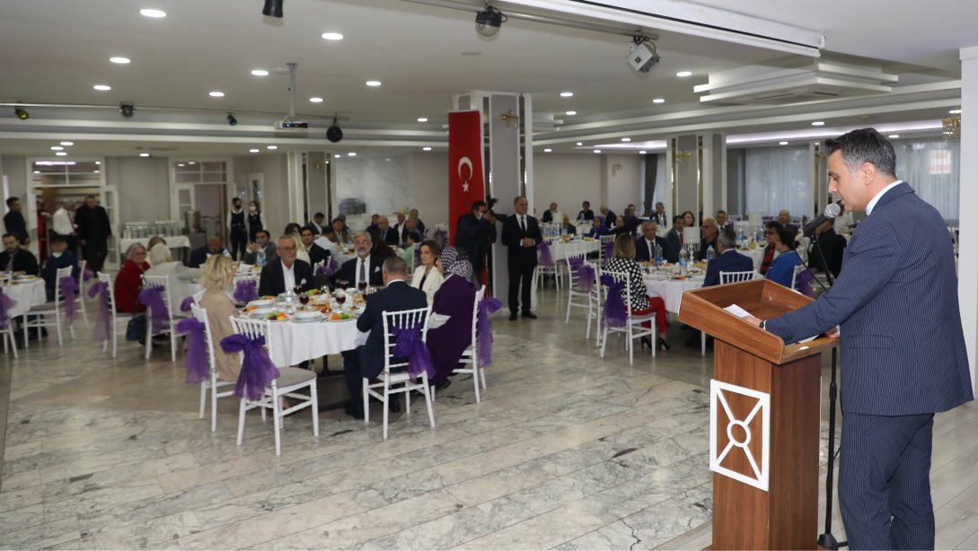 Antalya Valiliğimizin Himayelerinde Eğitim Alanında Şehrimize Değer Katan Saygıdeğer Hayırseverlerimizle İftarda Bir Araya Geldik 