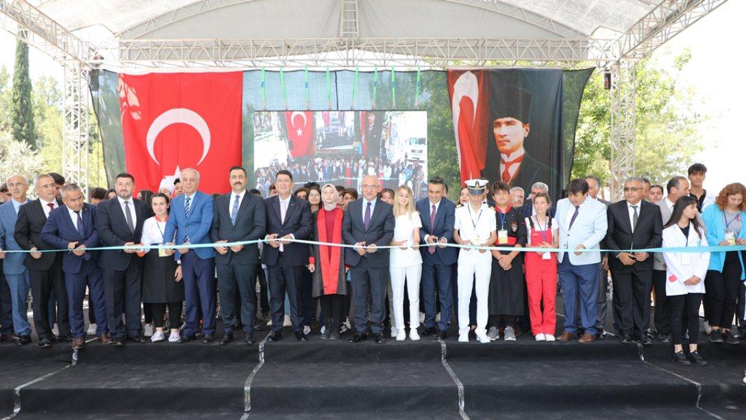 Antalya Dokuma Parkta Mesleki Eğitim Fuar Açılışımız Gerçekleştirildi