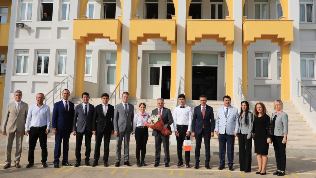 AHENK Projesi Kapsamında, 50'nci Okul Ziyaretini Tez-Tur Mesleki Ve Teknik Anadolu Lisesi'ne Gerçekleştirdik