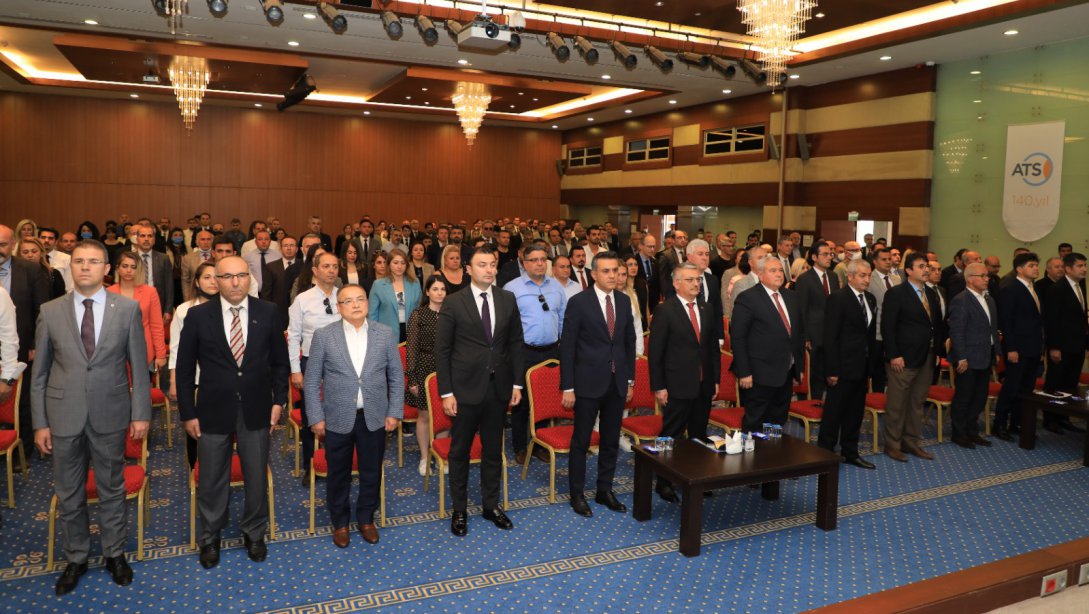 Antalya Valimiz Sn. Ersin Yazcı ve İl Milli Eğitim Müdürümüz Sn. Emre Çalışkan'nın Katılımıyla Müdürlüğümüz ve 130 Otelimiz Arasında Ustalık Telafi Programı İş Birliği Protokolü İmzalandı