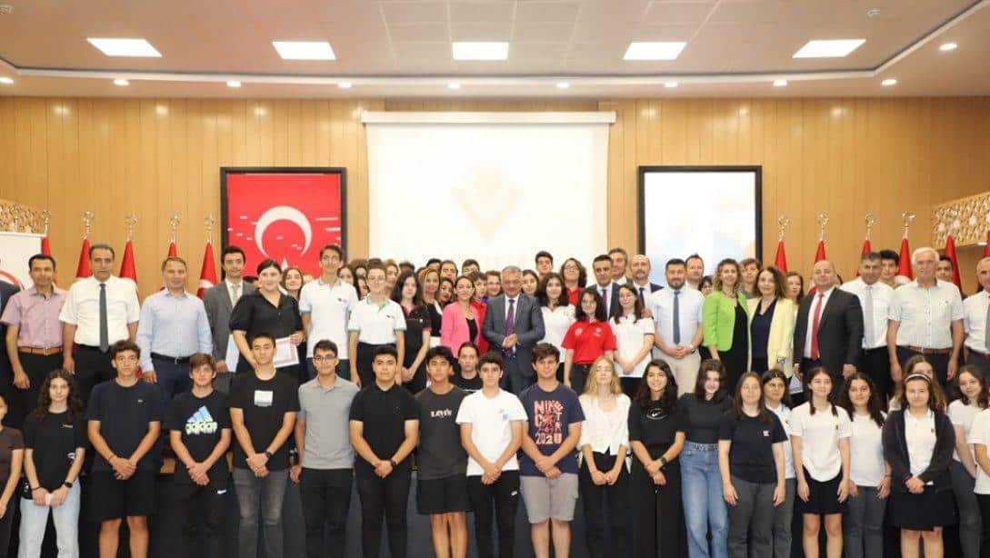 53.'sü Düzenlenen Türkiye TÜBİTAK Lise Öğrencileri Arası Proje Yarışması Ödül Töreni Gerçekleştirildi