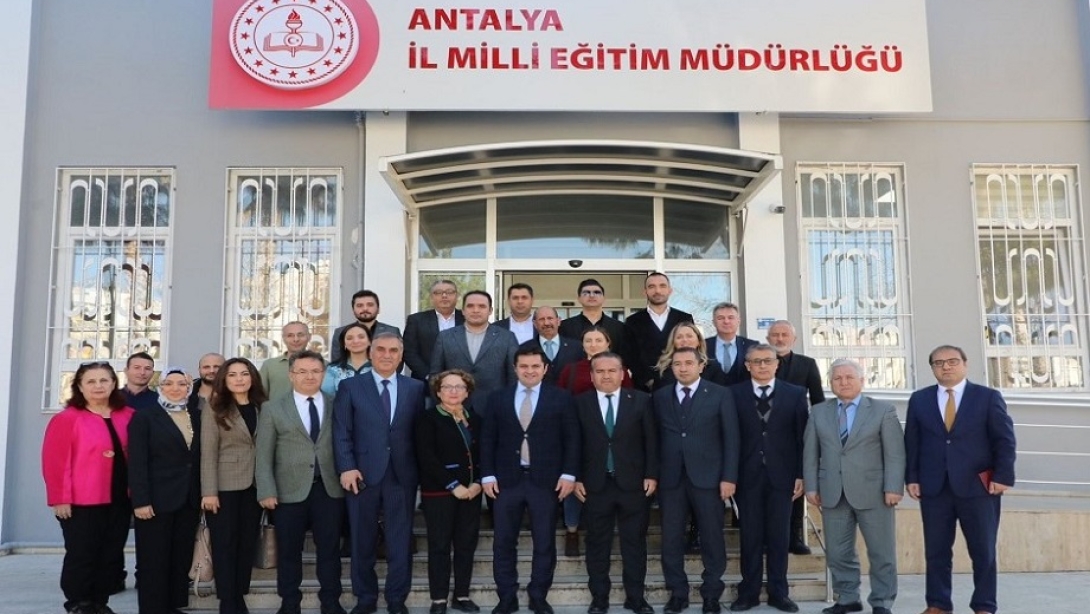 TÜRKİYE YÜZYILI MAARİF MODELİ İZLEME VE DEĞERLENDİRME TOPLANTISI GERÇEKLEŞTİRİLDİ