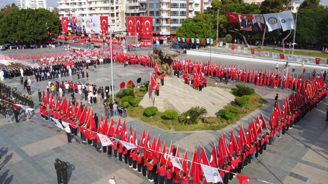 30 AĞUSTOS ZAFER BAYRAMI'NIN 103. YIL DÖNÜMÜ ANTALYA'DA COŞKUYLA KUTLANDI